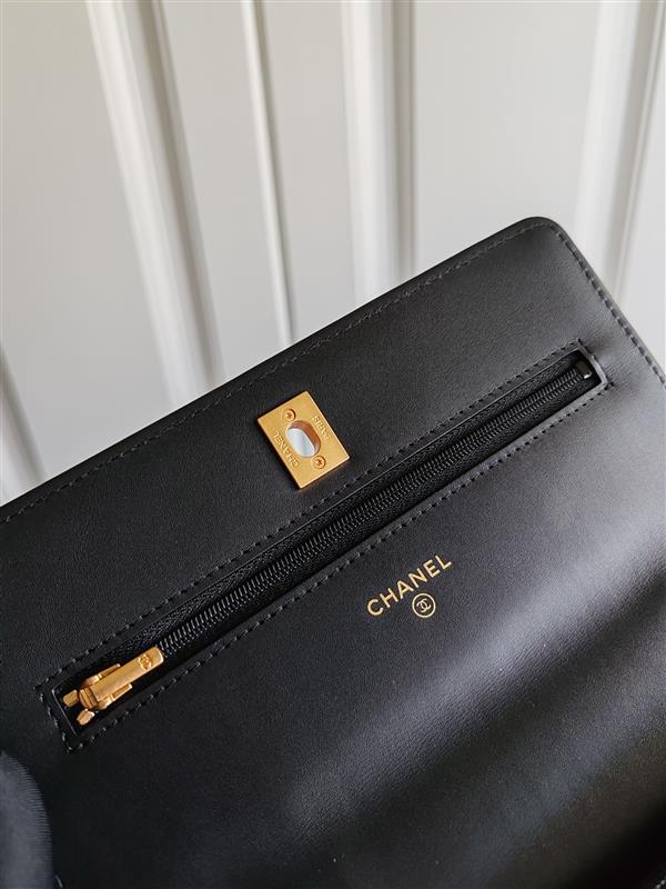 2026127205143697 600